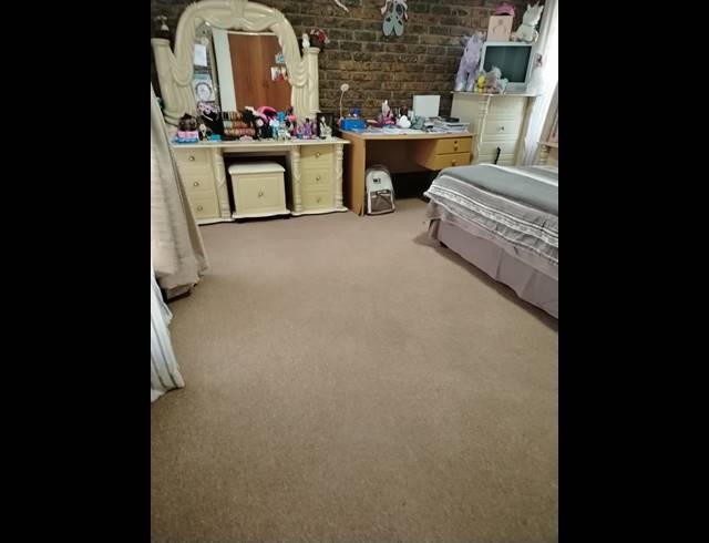 4 BEDROOM FREEHOLD FOR SALE IN AMIEL PARK